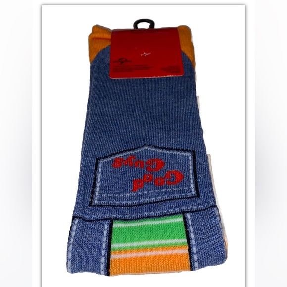 Chucky Crew Socks 1 Pair Men 6.5-12 Orange Blue Childs Play Horror Good Guy Doll - Picture 8 of 9